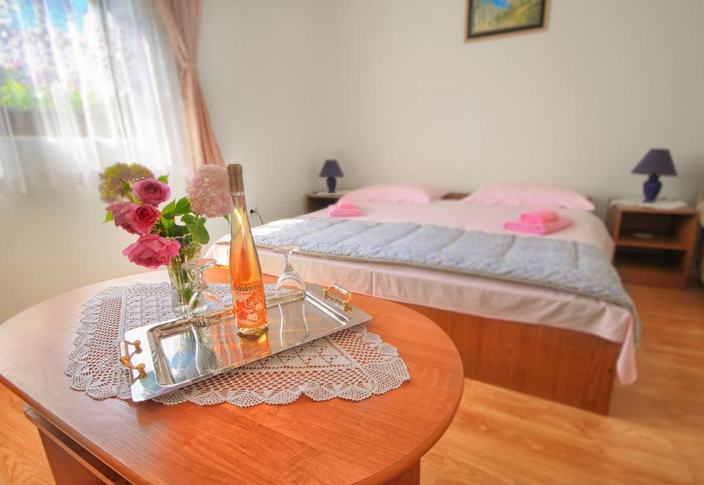 Apartman Josipa Дрежник Град Экстерьер фото